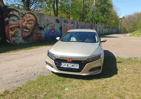 Honda Accord cena 74900 przebieg: 92000, rok produkcji 2018 z Kwidzyn małe 596